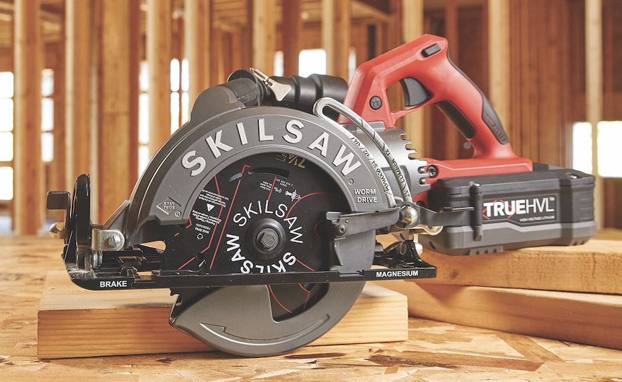 Skilsaw worm drive saw with TrueHVL