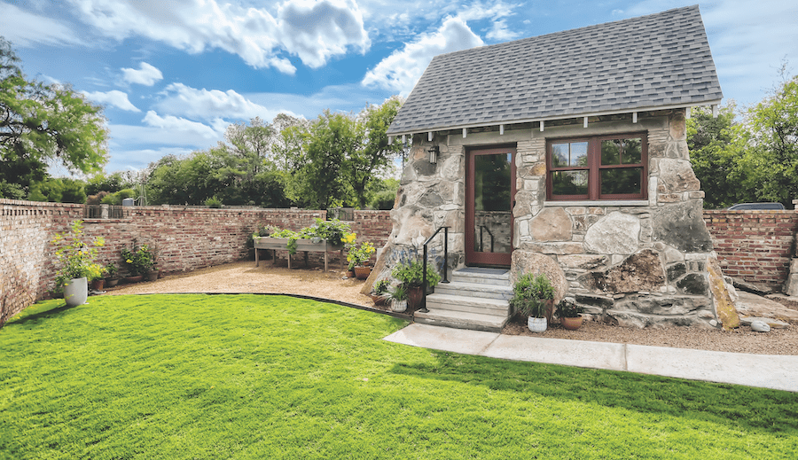 Exterior of studio in Larry Garnett's Texas home