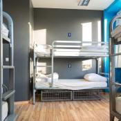 Hostel-style sleeping arrangement in homeless shelter