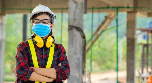 Construction worker wearing COVID-19 face mask