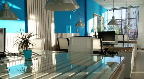 Office_space_table_and_chairs